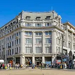Huge 1 Bed -Sleeps 4 De Lux Soho Fitzrovia Suite