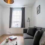 City Of London 2Br - Cityapartmentstay