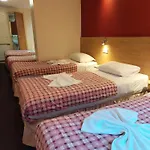 Carlton Hotel