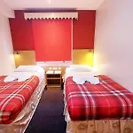Carlton Hotel