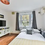 Fantastic Central Line City-Pad!