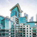 Riverside 2-Bedroom Apartments