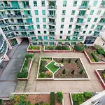 Riverside 2-Bedroom Apartments