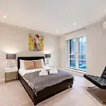 Beautiful 2-Bed Flat-Hosted By Sweetstay