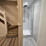 London Mile End Rooms