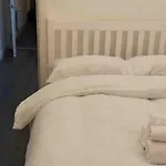 Flat 6, 419 Fulham