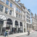 Chancery\'S Loft Private Apartment