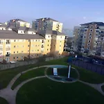1 Bedroom Flat Near Excel, O2, Canary Wharf - London