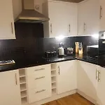 Superb 2Bed/2Bath Flat Waterloo London