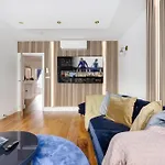 First Class Living Experience Luxury In Harley St