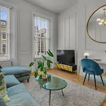 Mysquare Kensington Residences