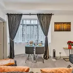 Central London, Near, Marble Arch, Oxford Street, Mayfair, One Bedroom Apartment