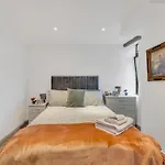 Central London, Near, Marble Arch, Oxford Street, Mayfair, One Bedroom Apartment