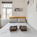 Double Room Edmonton Green, London N9