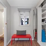 Flat 1 - 2 Bedrooms And Private Terrace