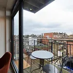 The Wembley Crib - Lovely 1Bdr Flat With Balcony