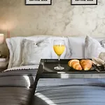 Canary Wharf 2-Bed Luxury Haven