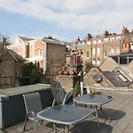 Roof Terrace Flat In Hampstead Pass The Keys