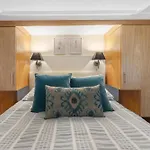 Stylish Studio In Kensington