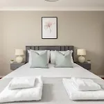 The Notting Hill Villa