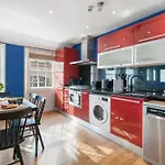 Beautiful One Bedroom Apartment In Soho