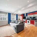 Beautiful One Bedroom Apartment In Soho