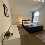 Stunning Wembley Stadium Flat