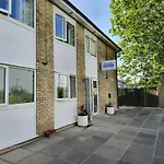Homefield Lodge
