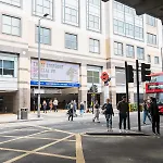 Interior Designed Stylish Flat In Fulham - 5 Min Walk To River Thames - Pass The Keys