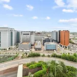 Lovely & Cosy 2 Beds London Skyline View