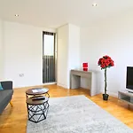 Tooley Street Apartments By Viridian Apartments