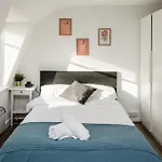 Bright Fitzrovia Studio