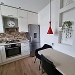1 Bed Flat Parking Wifi Business
