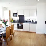 Deluxe Spacious 2Br Flat Near Excel London And O2 Arena