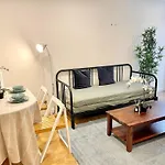 Modern Patio Flat Close To Tower Bridge