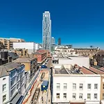 City Of London - Lovely Two Bedroom Apartment
