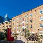City Of London - Lovely Two Bedroom Apartment