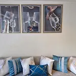 Luxury Modern Central London - London Bridge - Westminster - 2 Bed Stylish Apartment