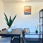Wembley Stadium Serviced Apartments, 12Mins To Central London