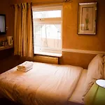 Cricklewood Lodge Hotel