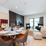 Austin David Apartments Royal Wharf