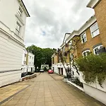 Luxury 3Bedroom Apartment In Thames-Side London Living