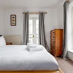 Guestready - Parkside Getaway In Britannia Village