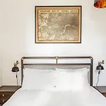 Contemporary Victorian Studio