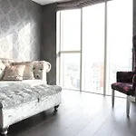 Luxurious 1 Bedroom Apartment With Gym And Roof Terrace