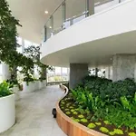 Luxurious 1 Bedroom Apartment With Gym And Roof Terrace