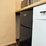 2 Bed Apt Sofa Bed Up To 6