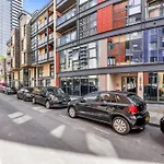 Spacious 2-Bed Apartment Short Term Rental & Flexible Renting Canary Wharf!