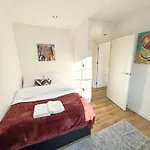 Luxury Flat For 6 - 5 Min Walk From Camden Market Hw4