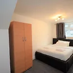 Lovely 4Bedroom Apartment London